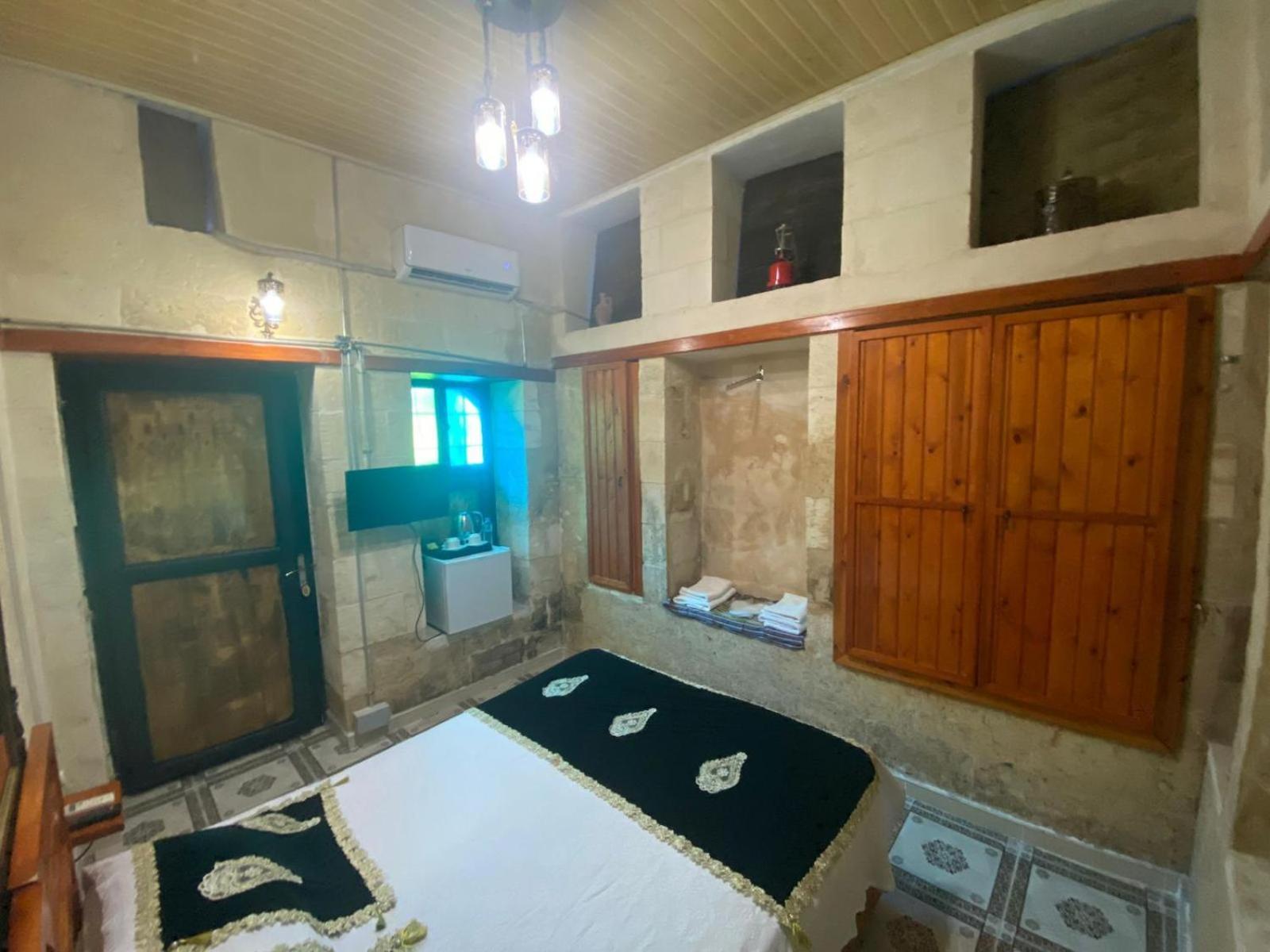 Homestay Luetfue Bey Konagi *